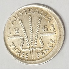 AUSTRALIA 1963 . THREEPENCE COIN . FABULOUS ERROR . OFF CENTRE MIS-STRIKE